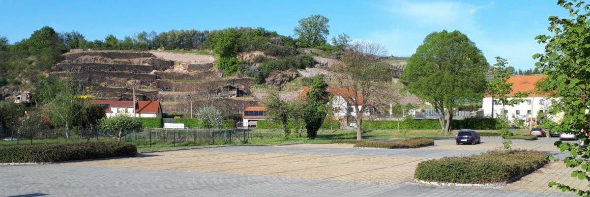 Parkplatz Schloss Seußlitz