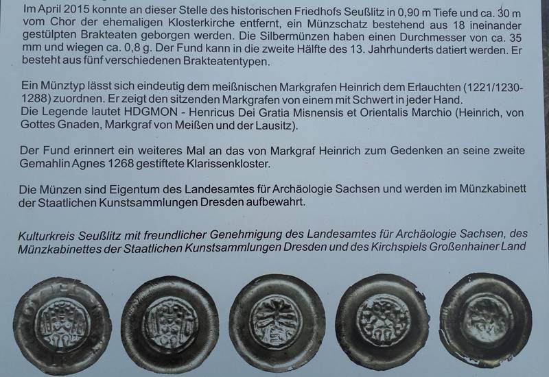 Münzfund im historischen Friedhof Seußlitz